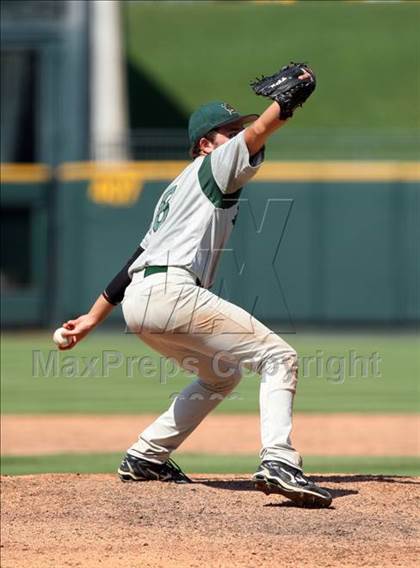 Thumbnail 2 in Reagan vs. Westlake (Class 5A Region 4 Final) photogallery.