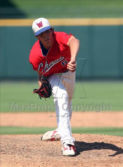 Thumbnail 1 in Reagan vs. Westlake (Class 5A Region 4 Final) photogallery.