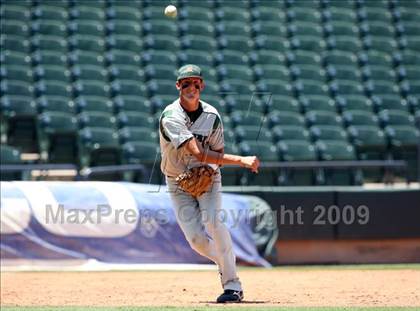 Thumbnail 2 in Reagan vs. Westlake (Class 5A Region 4 Final) photogallery.