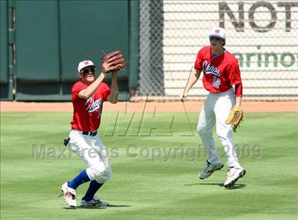 Thumbnail 1 in Reagan vs. Westlake (Class 5A Region 4 Final) photogallery.