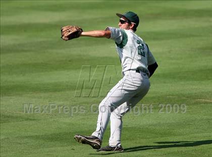 Thumbnail 2 in Reagan vs. Westlake (Class 5A Region 4 Final) photogallery.