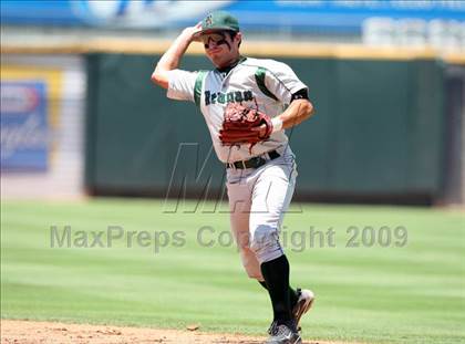 Thumbnail 2 in Reagan vs. Westlake (Class 5A Region 4 Final) photogallery.