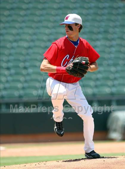Thumbnail 3 in Reagan vs. Westlake (Class 5A Region 4 Final) photogallery.