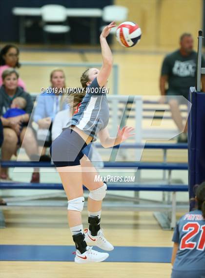 Thumbnail 1 in St. Thomas More Academy vs Freedom Christian Academy (NCISAA 2A Round 1 Playoff) photogallery.