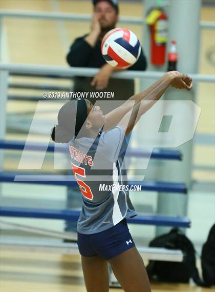 Thumbnail 2 in St. Thomas More Academy vs Freedom Christian Academy (NCISAA 2A Round 1 Playoff) photogallery.