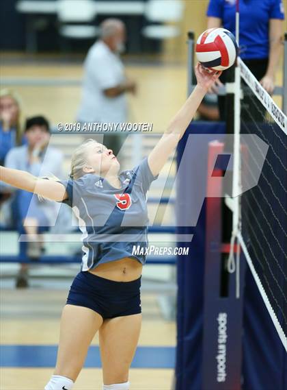 Thumbnail 1 in St. Thomas More Academy vs Freedom Christian Academy (NCISAA 2A Round 1 Playoff) photogallery.