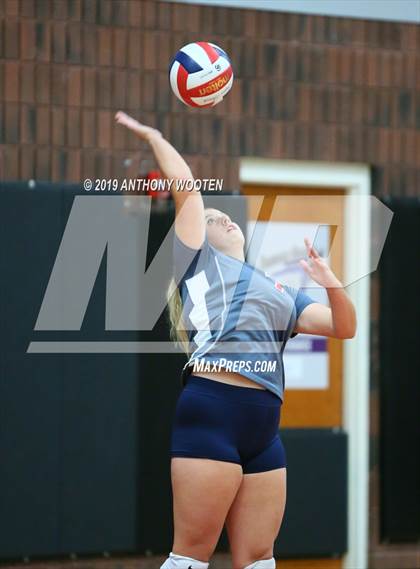 Thumbnail 2 in St. Thomas More Academy vs Freedom Christian Academy (NCISAA 2A Round 1 Playoff) photogallery.