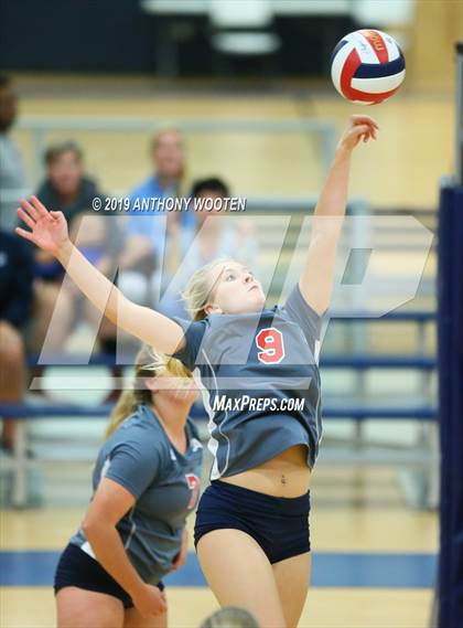 Thumbnail 2 in St. Thomas More Academy vs Freedom Christian Academy (NCISAA 2A Round 1 Playoff) photogallery.