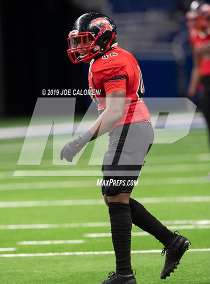 Thumbnail 1 in Wagner vs Harlan (UIL 5A D1 Region 4 Regional) photogallery.