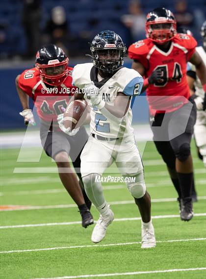 Thumbnail 1 in Wagner vs Harlan (UIL 5A D1 Region 4 Regional) photogallery.