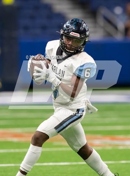 Thumbnail 1 in Wagner vs Harlan (UIL 5A D1 Region 4 Regional) photogallery.