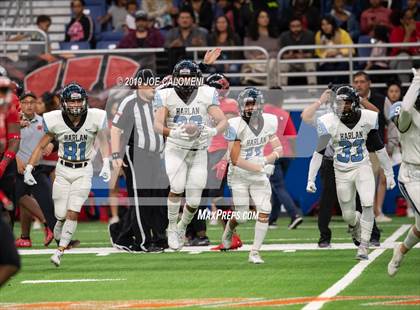 Thumbnail 2 in Wagner vs Harlan (UIL 5A D1 Region 4 Regional) photogallery.
