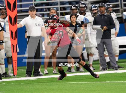 Thumbnail 1 in Wagner vs Harlan (UIL 5A D1 Region 4 Regional) photogallery.