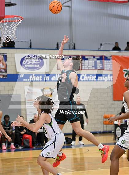 Thumbnail 2 in Providence School vs Windermere (Sun Bash Tampa) photogallery.