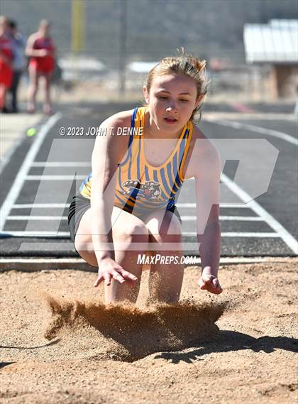 Thumbnail 1 in Questa Invitational photogallery.