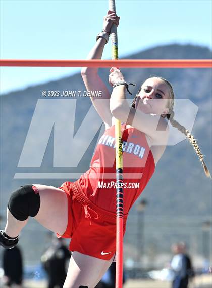Thumbnail 1 in Questa Invitational photogallery.