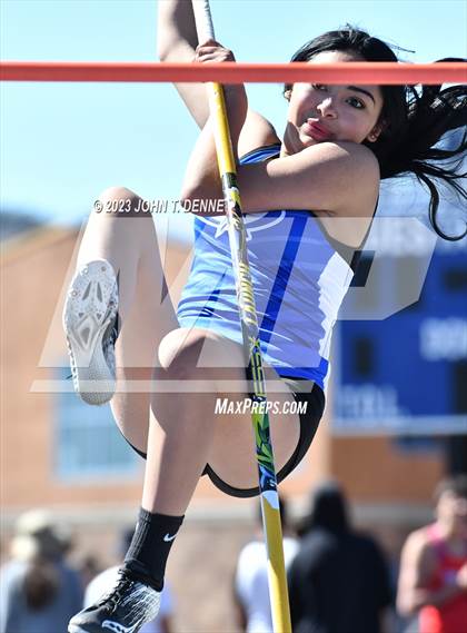Thumbnail 1 in Questa Invitational photogallery.