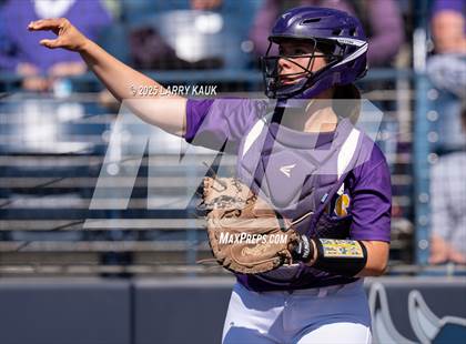 Thumbnail 2 in Saint Francis vs. Salinas (CIF CCS Open Division Semifinal) photogallery.
