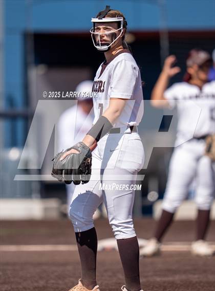 Thumbnail 3 in Saint Francis vs. Salinas (CIF CCS Open Division Semifinal) photogallery.