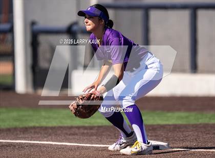 Thumbnail 3 in Saint Francis vs. Salinas (CIF CCS Open Division Semifinal) photogallery.
