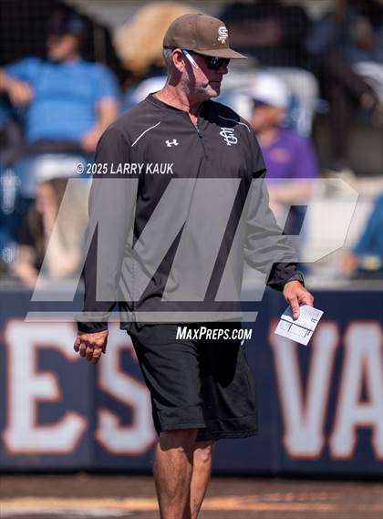 Thumbnail 2 in Saint Francis vs. Salinas (CIF CCS Open Division Semifinal) photogallery.