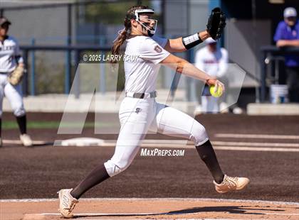 Thumbnail 3 in Saint Francis vs. Salinas (CIF CCS Open Division Semifinal) photogallery.