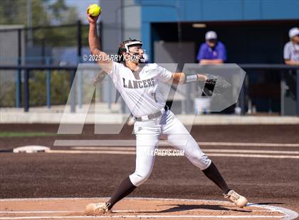 Thumbnail 2 in Saint Francis vs. Salinas (CIF CCS Open Division Semifinal) photogallery.