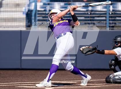 Thumbnail 2 in Saint Francis vs. Salinas (CIF CCS Open Division Semifinal) photogallery.