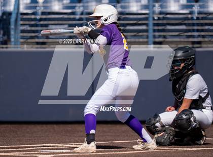 Thumbnail 2 in Saint Francis vs. Salinas (CIF CCS Open Division Semifinal) photogallery.