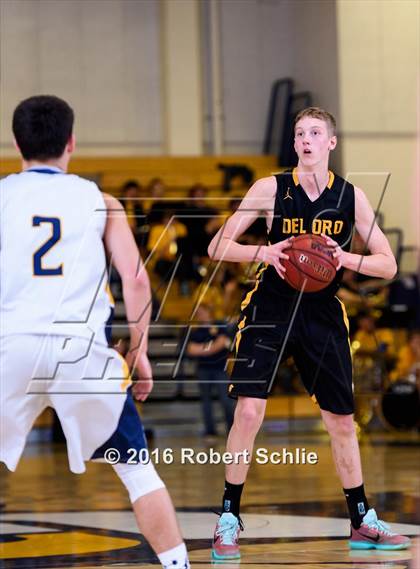 Thumbnail 2 in Del Oro @ Oak Ridge photogallery.
