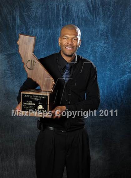 Thumbnail 1 in Windward (CIF State D4 Award Photos) photogallery.