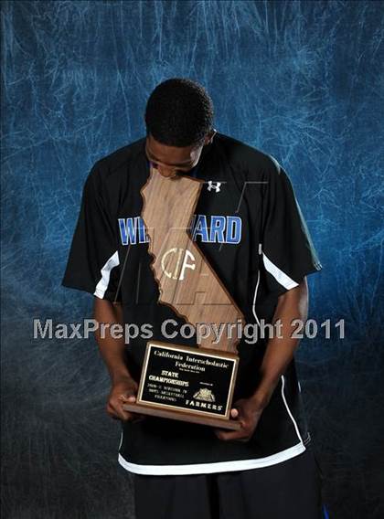 Thumbnail 2 in Windward (CIF State D4 Award Photos) photogallery.