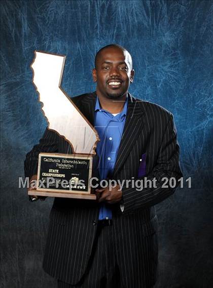 Thumbnail 3 in Windward (CIF State D4 Award Photos) photogallery.