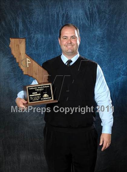 Thumbnail 2 in Windward (CIF State D4 Award Photos) photogallery.