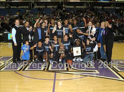 Thumbnail 3 in Windward (CIF State D4 Award Photos) photogallery.
