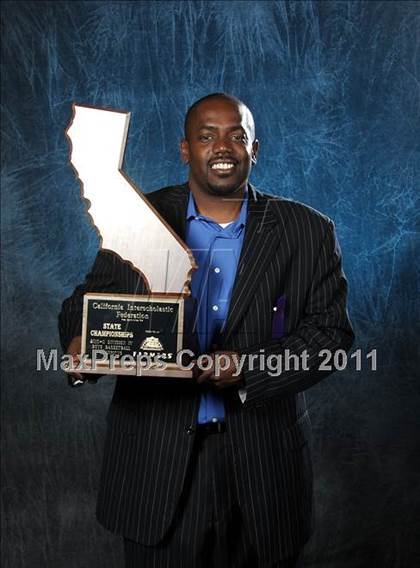 Thumbnail 2 in Windward (CIF State D4 Award Photos) photogallery.