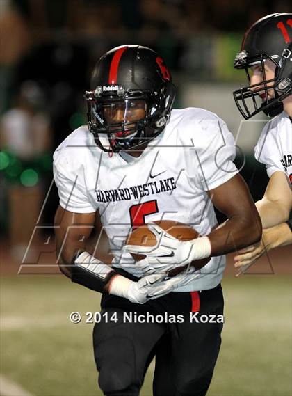 Thumbnail 3 in Harvard-Westlake vs. Granada Hills photogallery.