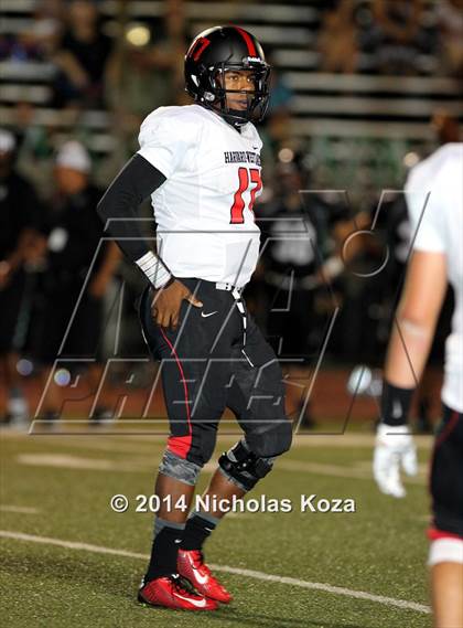 Thumbnail 3 in Harvard-Westlake vs. Granada Hills photogallery.