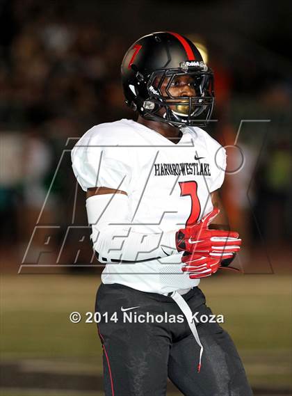 Thumbnail 2 in Harvard-Westlake vs. Granada Hills photogallery.