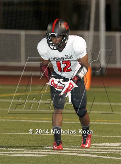 Thumbnail 3 in Harvard-Westlake vs. Granada Hills photogallery.