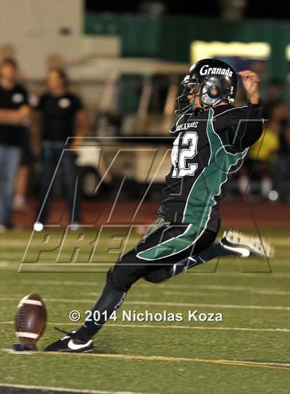 Thumbnail 3 in Harvard-Westlake vs. Granada Hills photogallery.