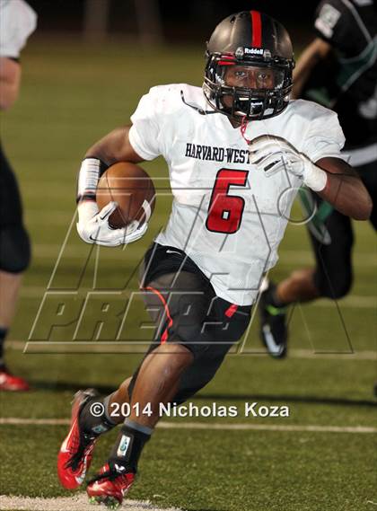 Thumbnail 2 in Harvard-Westlake vs. Granada Hills photogallery.