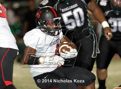 Thumbnail 2 in Harvard-Westlake vs. Granada Hills photogallery.