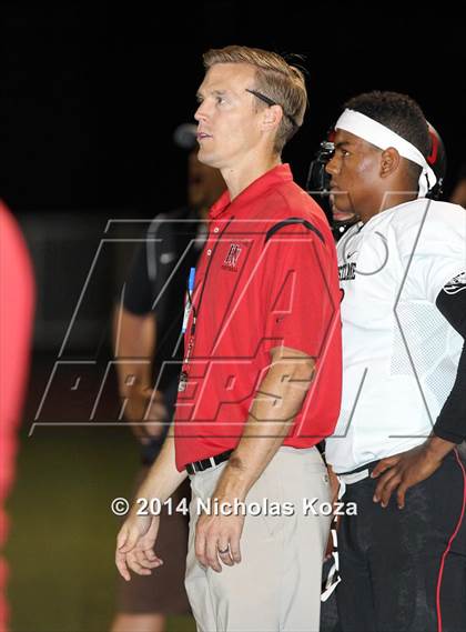 Thumbnail 2 in Harvard-Westlake vs. Granada Hills photogallery.