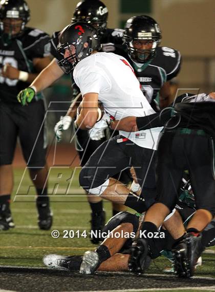 Thumbnail 3 in Harvard-Westlake vs. Granada Hills photogallery.