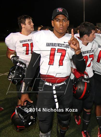 Thumbnail 2 in Harvard-Westlake vs. Granada Hills photogallery.