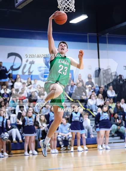 Thumbnail 3 in Bishop Grimes vs Bishop Ludden photogallery.