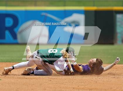 Thumbnail 1 in Valley Mills vs. Shiner (UIL 2A Baseball Final) photogallery.