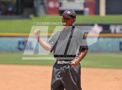 Thumbnail 3 in Valley Mills vs. Shiner (UIL 2A Baseball Final) photogallery.