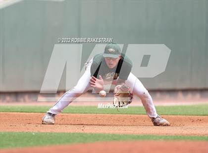 Thumbnail 3 in Valley Mills vs. Shiner (UIL 2A Baseball Final) photogallery.